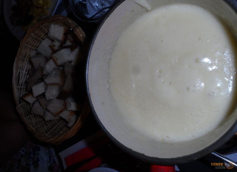 Fondue, İsviçre'de yeme içme