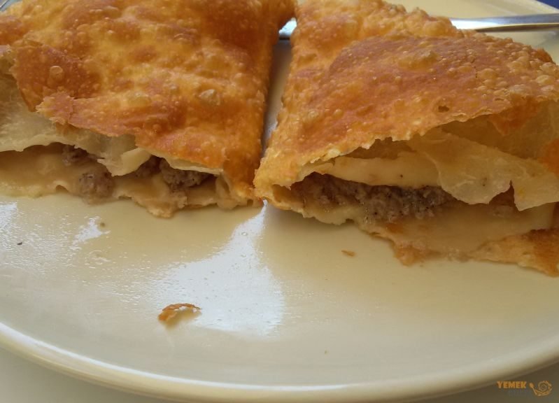 Çiğ Börek YEMEK GÜZEL