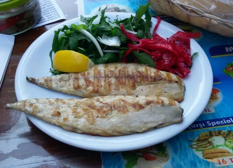 Uskumru Izgara, Çarşı Balık