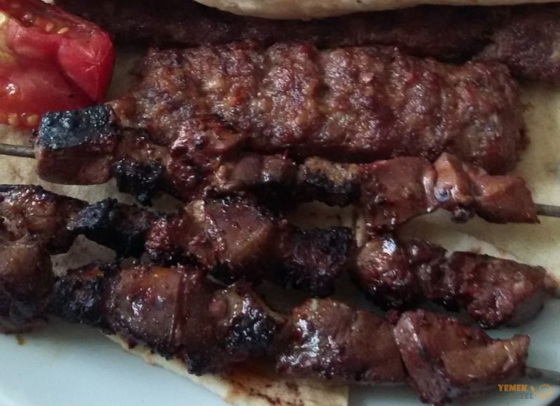 Kelle Halil'de kebap