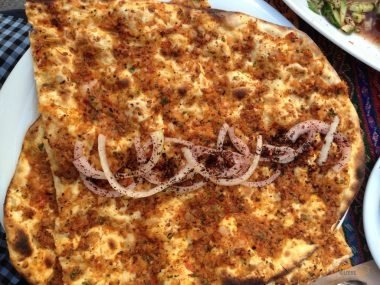 Lahmacun, Ciğerci Vahap Usta