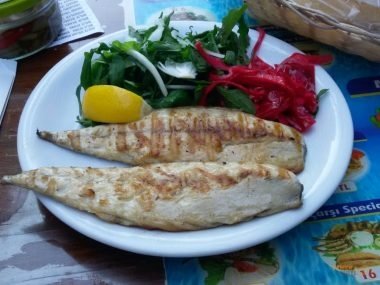 Uskumru Izgara, Çarşı Balık