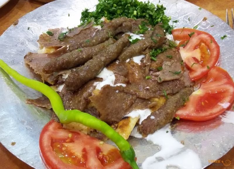 Gül Kebap, Kemeraltı'nın Özel Lezzetleri