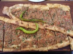 Kıymalı pide, Numan Pide