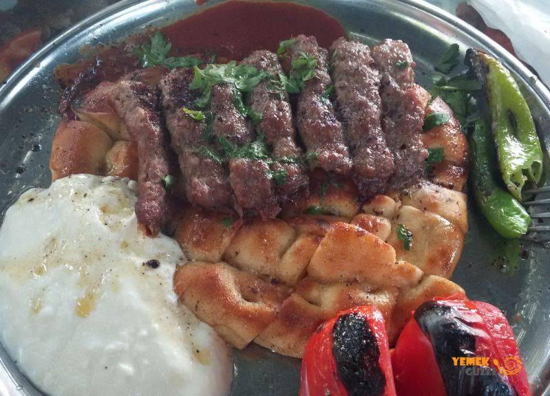 Doyuran Manisa Kebap