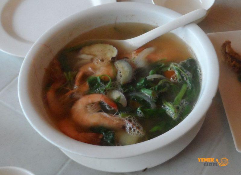 Filipinler'de Ne Yenir, Sinigang