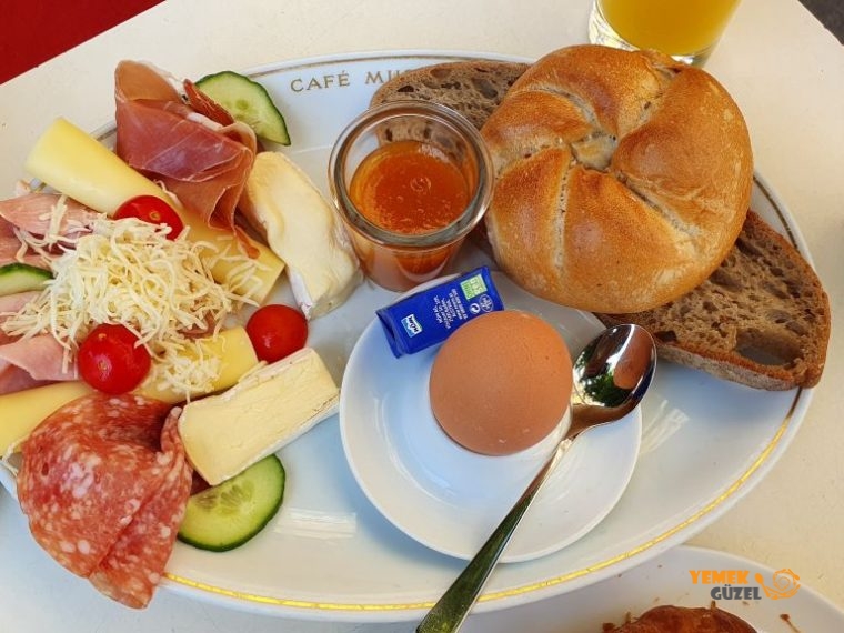 Viyana Kahvaltisi - Cafe Museum - Viyana’da Nerede Kahvaltı Edilir